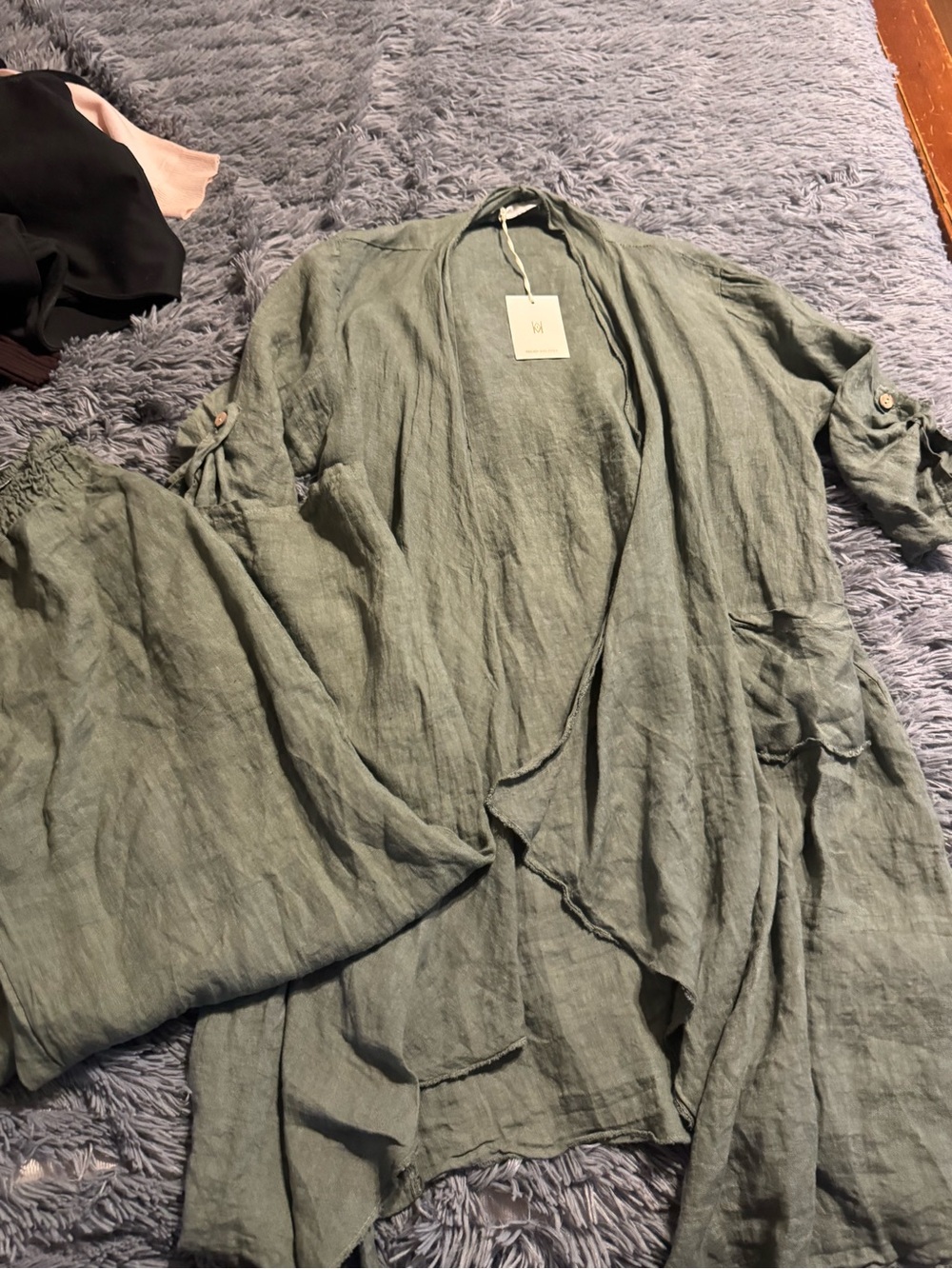 Milio Milano size medium wide leg pants and long jacket set